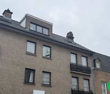 Ruim 2-slaapkamersappartement met garage in centrum Roeselare - Foto 6