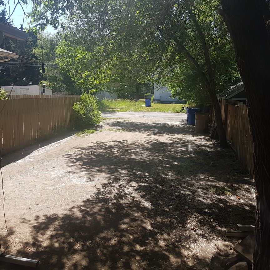 1538 GARNET 2 BEDROOM TRANSFORMATION - Photo 1