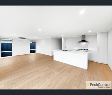 36 Tanzanite Road, Byford, WA 6122 - Photo 1