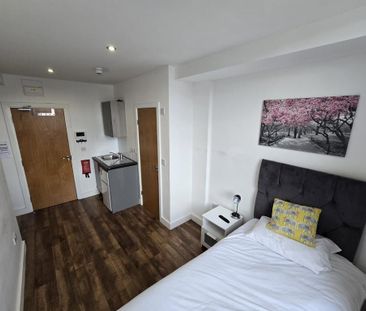 1 bedroom property to rent - Photo 2
