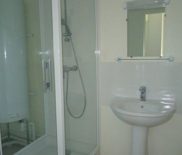 Location Appartement 3 pièces 64m² NEVERS 58000 - Photo 2