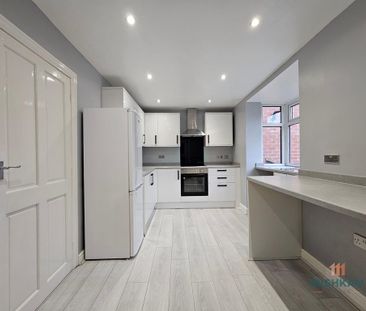 2 bedroom semi-detached house to rent - Photo 6