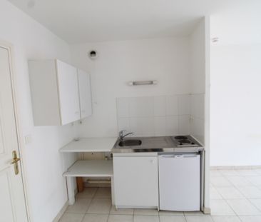 Location Appartement 1 pièce 28m² - Photo 4