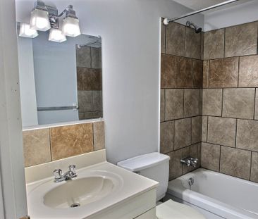 1 22, 8th Street, Moncton, NB, E1C 6K7, Canada - Photo 5