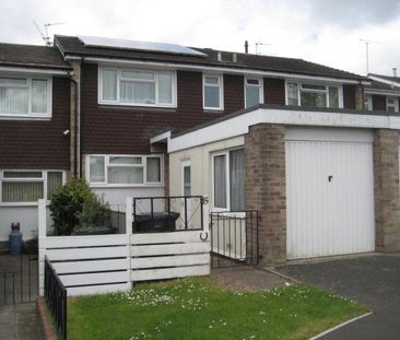 3 bedroom terraced house to rent - Photo 1