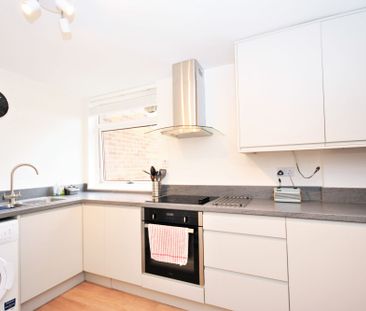 2 bedroom flat to rent, - Photo 4