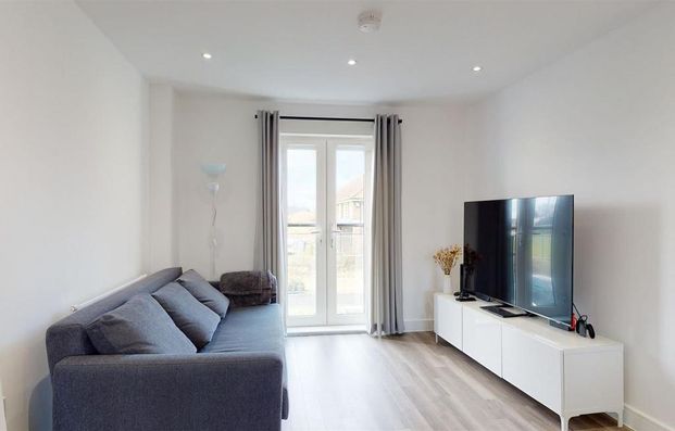 2 bedroom flat to rent - Photo 1