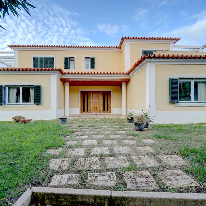 Moradia T6 com Piscina e Jardim na Costa da Guia em Cascais - Photo 1