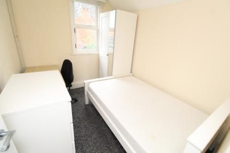 Balfour Road, Lenton, Nottingham, NG7 - Photo 5