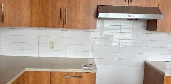 Grand 4 1/2 Cowansville, libre MAINTENANT TRÈS PROPRE - Photo 2
