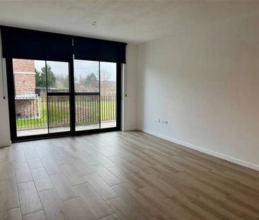 Appartement te huur - Photo 1