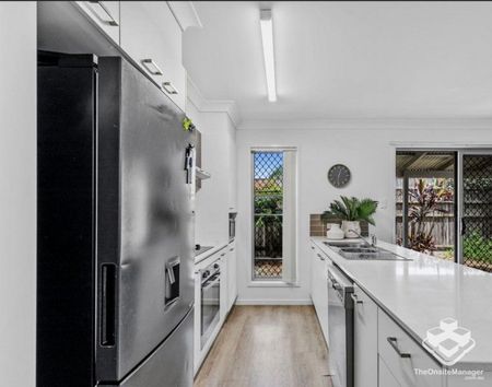 Create Listing - Photo 5