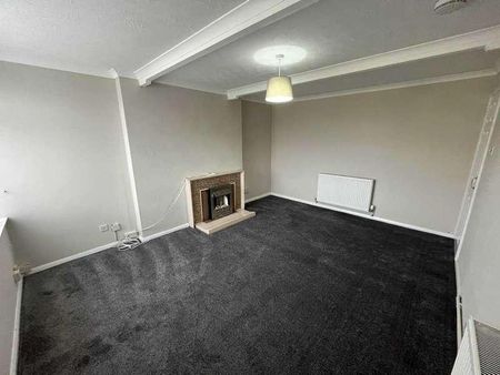 Priory Road Newbury, RG14 - Photo 2