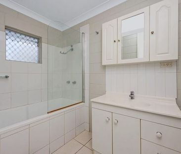 1/10 Orchid Street, Cranbrook - Photo 4