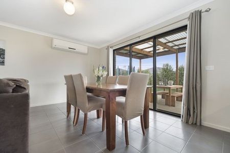25 Deakin Drive, Delacombe - Photo 5