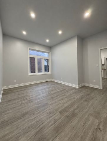 For Lease - 243 Woodfield Road Unit# First Floor, Toronto, Ontario - Photo 2