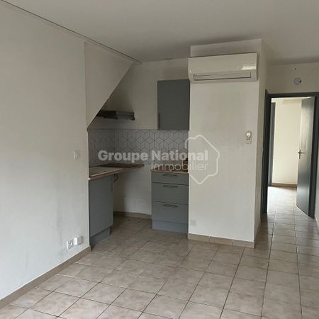 Appartement de village avec petite cour, - Photo 3