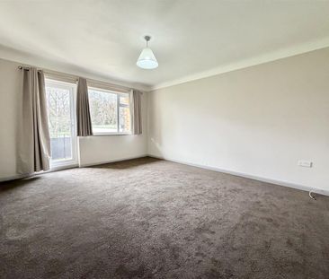 Berkeley Court, Wirral - Photo 3