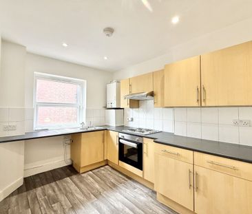 2 bed Flat Cossington Road, SS0 - Photo 2