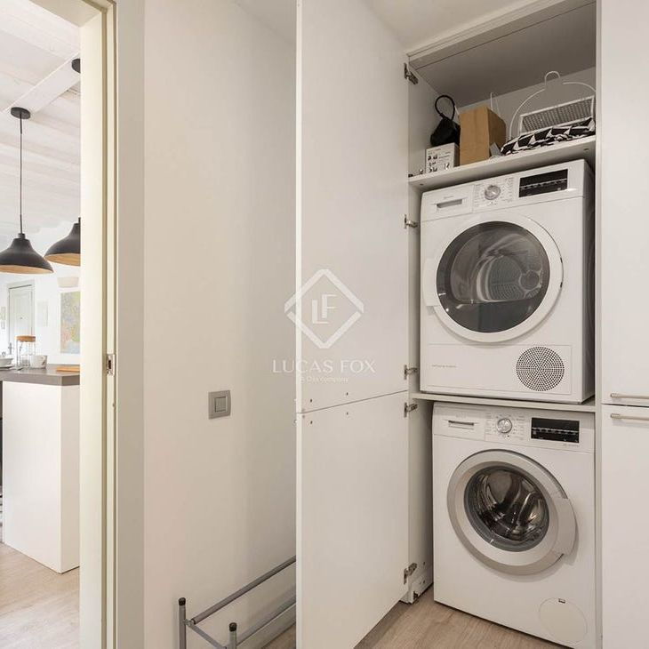 Barcelona, Catalonia 08002 - Photo 1