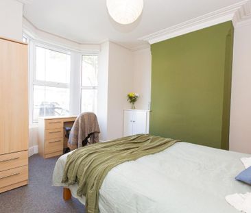 5 bedroom detached house to rent - Photo 6