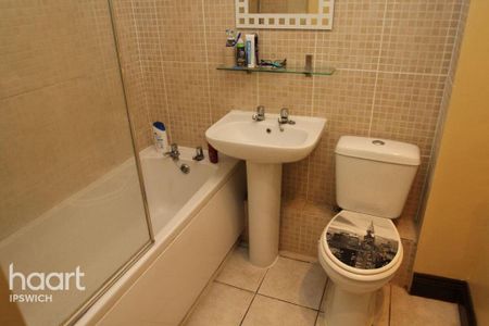 1 bedroom maisonette to rent - Photo 4