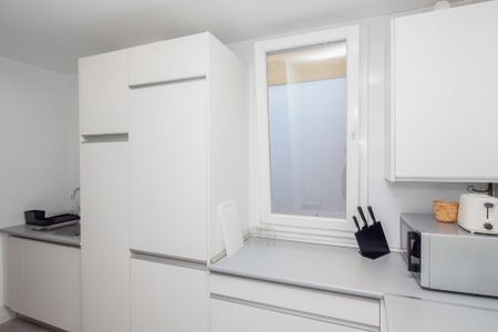 Avinguda del Port, Valencia, Valencian Community 46023 - Photo 3