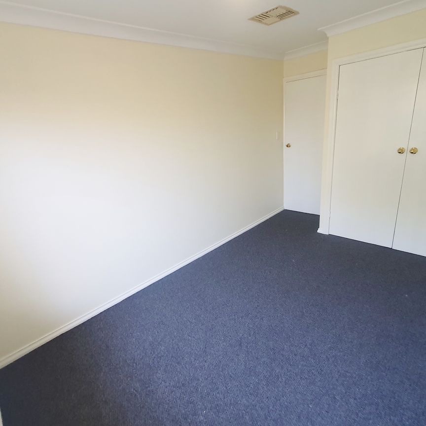 66 Sturt Circle - Photo 1