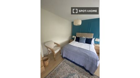 Room for rent in 4-bedroom house in Knocklyon - Photo 4