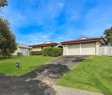 Charming 3-Bedroom Family Home for Lease in Farm Cove - Photo 1