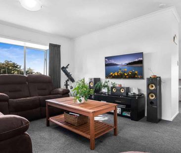 HOME SWEET HOME - 11 KAIMOANA STREET, Weymouth - Photo 1