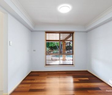 Executive living at Calamvale with Stretton College Catchment - Photo 5