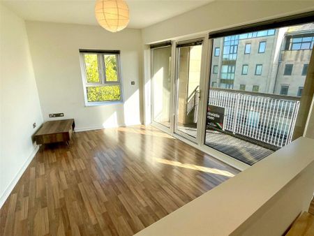 2 bedroom apartment to rent - Photo 2