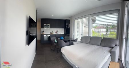 À Louer – Charmant appartement meublé de 2.5 pièces avec balcon - Photo 3