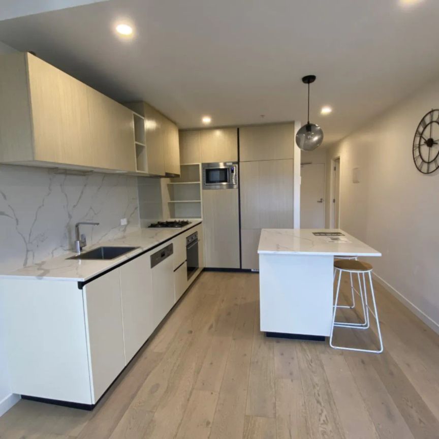 Modern Ground Floor 2 Bedroom Apartment With Gym Facilities !!! - Photo 1