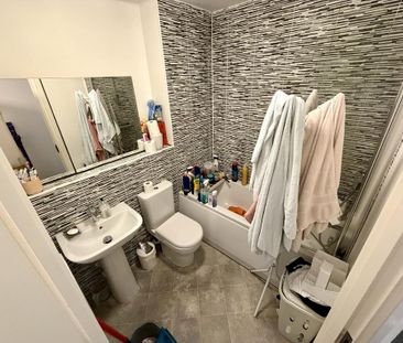 2 bedroom apartment to rent - Photo 6