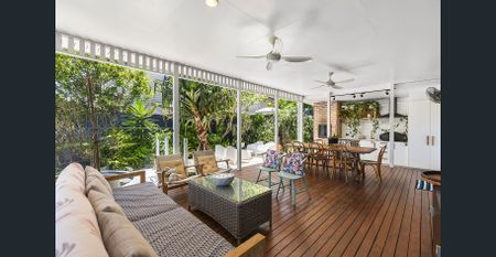 Charming Character Home - Photo 2