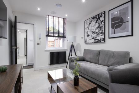 4 bedroom terraced house to rent - Photo 4