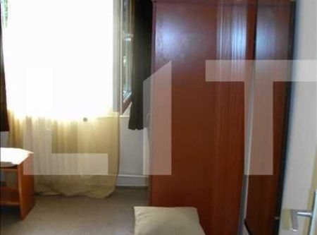 Apartament 2 camere, semidecomandat, 38 mp utili, zona strazii Bucegi - Photo 2