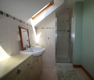 Semi-detached house to rent on - Photo 1