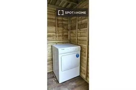 Bed for rent in a residence in Dublin - Photo 5