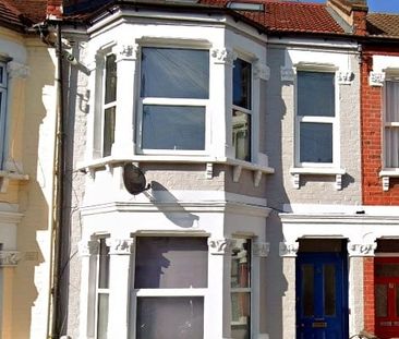 4 Bed Maisonette, Kellino Street, SW17 - Photo 1