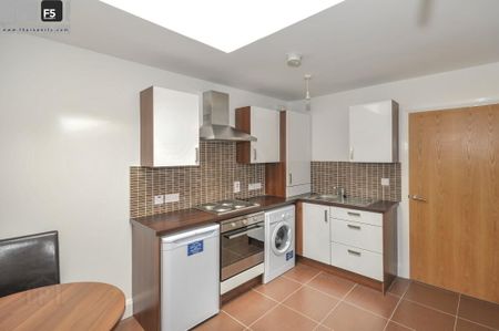 Apt 2, 41 Ulsterville Avenue, Lisburn Road, Belfast, BT9 7AS - Photo 3