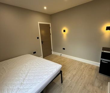 Room in a Shared House, Gloucester Road, E17 - Photo 1