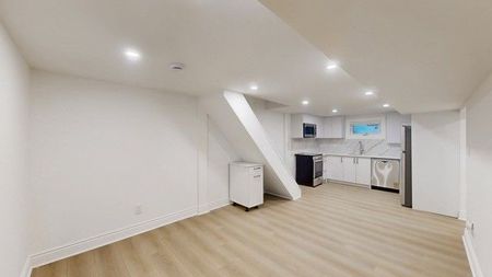 For Lease - 19 Hawthorne Road Unit# Lower, Toronto, Ontario - Photo 5