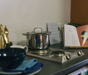 1 bedroom in a flat share to rent - Photo 4