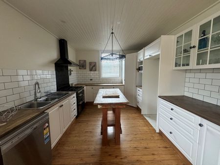 Tamworth Furnished Accommodation- North Tamworth - Photo 4