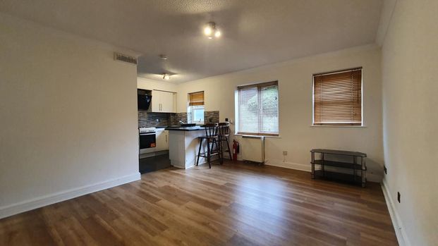 2 bedroom flat to rent - Photo 1