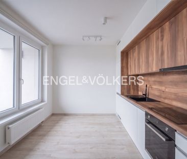 Apartment for rent, 1+KK - Studio, 33m - Photo 2