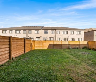 For Lease - 581 Barons Street, Vaughan, Ontario - Photo 5